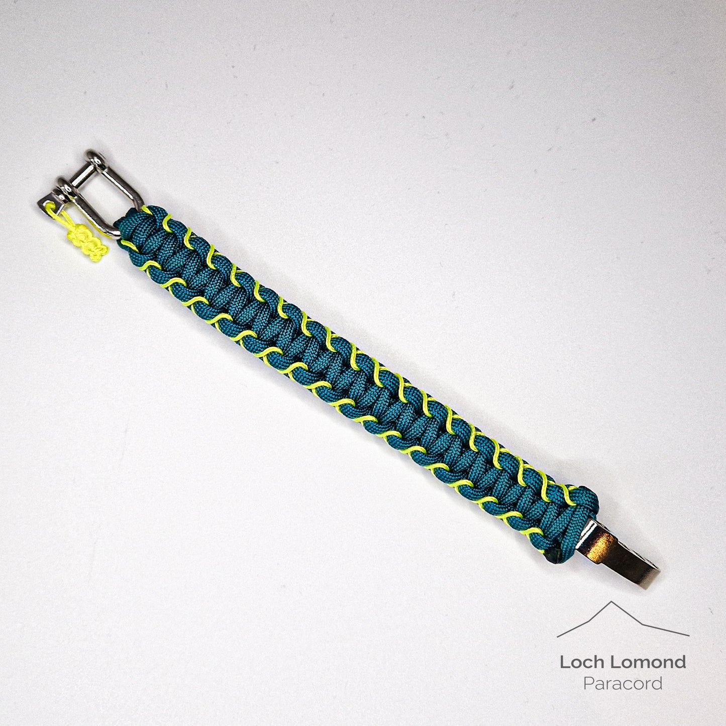 US Paracord Side Stitched Cobra Bracelet with Metal Shackle – Loch Lomond  Paracord